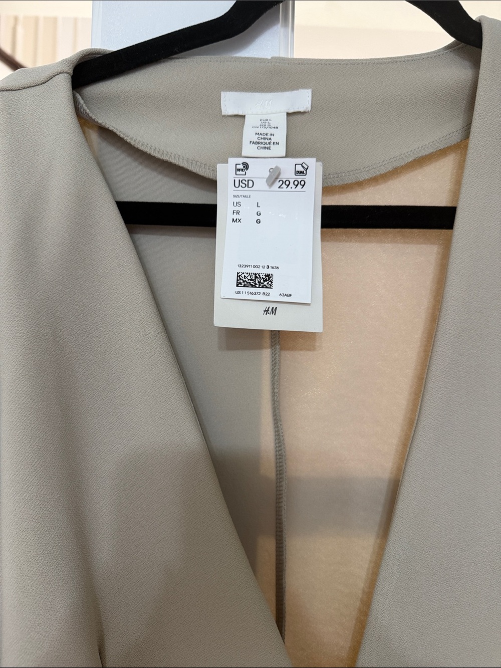 H&M NWT Size Large Button V-Neck Blazer Jacket - Light Beige - Picture 2 of 4